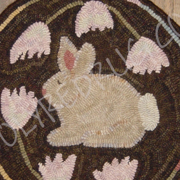 Clover ~ Bunny Chair or Table Mat Rug Hooking Linen Pattern