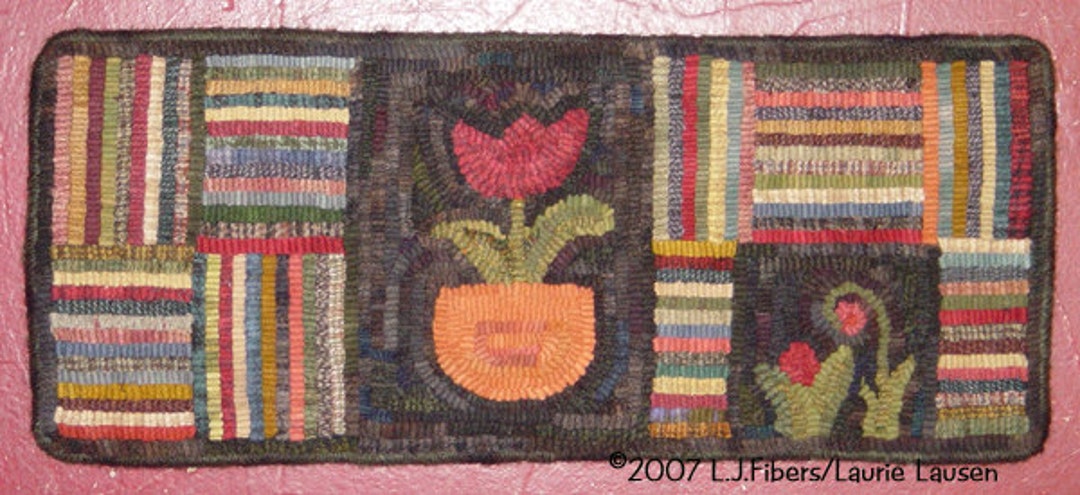 Scrappy Tulip Runner ~ Rug Hooking Pattern - Etsy