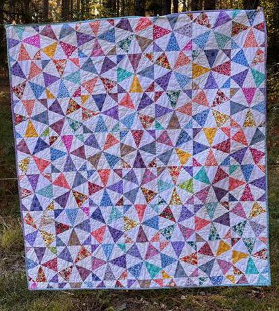 Colorful Scrappy Triangles Quilt With Southern Belle Daisy Quilting ...