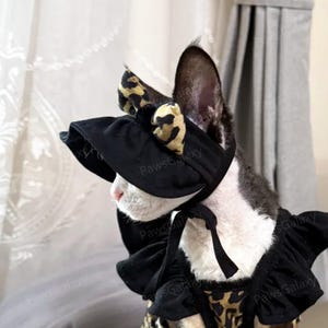 Leopard Print Bow Black Hat for Sphynx and Devon Rex Cats, Sun Cap with Ear Holes for Hairless Cats,Adjustable Pet Hats Outdoor Walking Tour