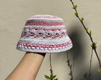 Crochet Silma bucket hat