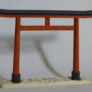 Japanischer Torii Torbogen aus Holz Bild 1