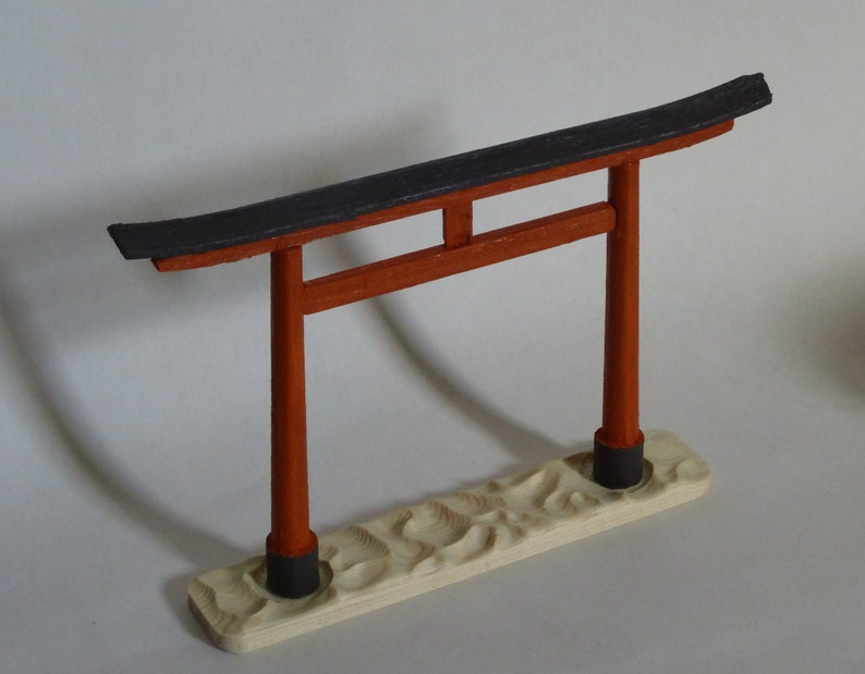 Japanischer Torii Torbogen aus Holz Bild 3