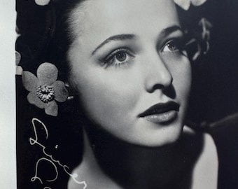 Hollywood Glamour Portrait of American Actress Laraine Day Autographed