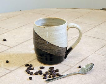 Large Ceramic Coffee Mug, 18oz Black Tan Rustic Stoneware Barrel Cup