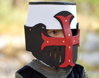 Modèle en mousse de casque Crusader Knight, enfants et adultes (Modèle PDF)