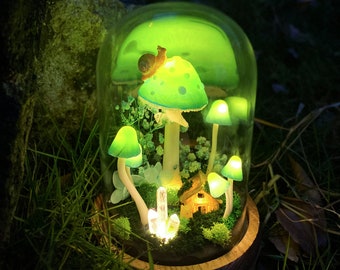 Handmade Mushroom Night Light Glowing Crystal Light Cute Elf Cottage Magic Mushroom Lamp Enchanted Forest Home Decor Birthday Christmas Gift