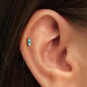 DOS PLAT : labret à dos plat émeraude • Tige de cartilage • Boucle d'oreille hélicoïdale • Piercing de conque • Tige de tragus • Boucles d'oreilles avec pierre de naissance