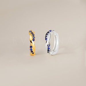 ARGOLAS: Brincos de argola com pavê de safira torcida • Brincos de safira • Brincos com pedra de nascimento • Presente para ela • Brincos de argola delicados