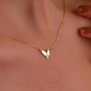 Gold Heart Necklace • Initial Heart Necklace • Dainty Letter Engraving Necklace in Silver and Gold • Minimalist Heart Necklace
