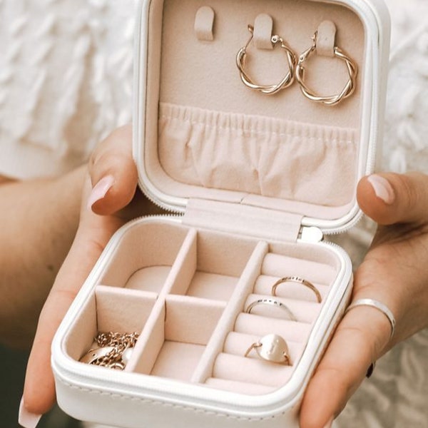 Travel Jewelry Case, 4X4 Square 2" Deep With Zip, Bridesmaid Party Gift, Jewelry Organizer, Jewelry Box, Wedding Gift, Mother's Day Gift