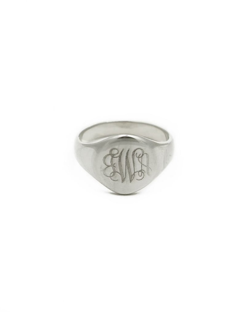 Silver Oval Signet Ring For Mom, Mothers Day Gift, Personalized Initial Ring For Wife, Custom Monogram Ring, Birthday Gift, Anniversary Gift image 4