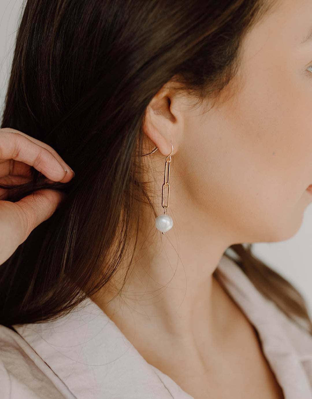 200円の追加割引/ [COLD FRAME]/ BAROQUE PEARL SHAPED EARRINGS il_1080xN.5197264910_s9qe.jpg