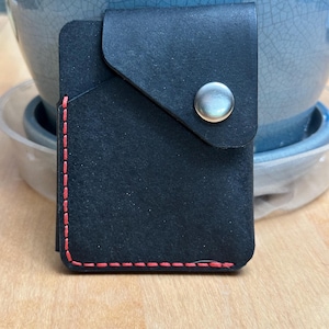 Cartera de cuero hecha a mano con bolsillo frontal, cartera con bolsillo frontal, cartera EDC, cartera minimalista, cartera delgada de cuero, negra