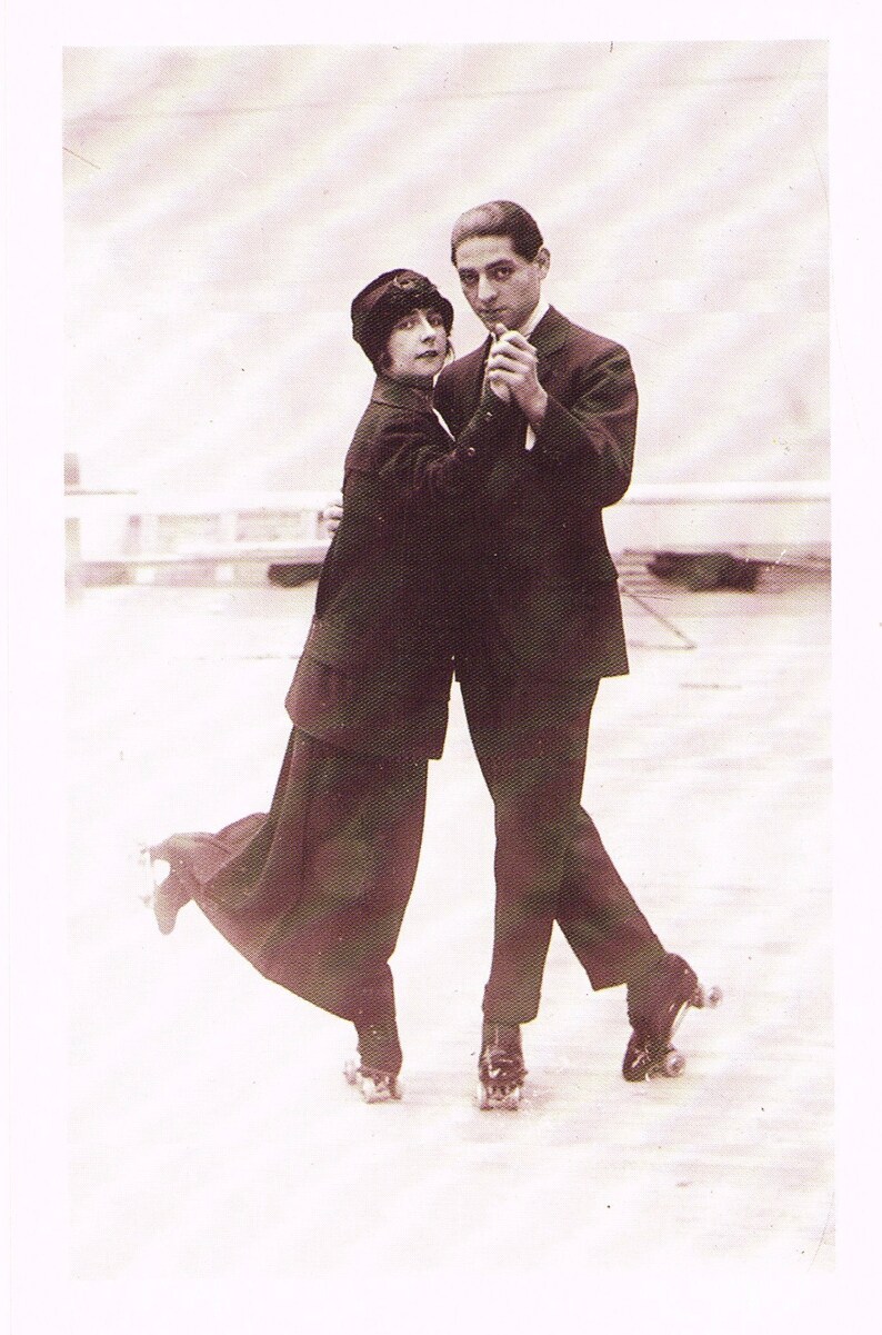 Vintage style reproduction unused Nostalgia sepia photo postacards Dancing the Tango on Skates 1913