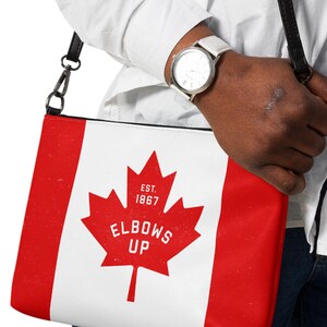 Sac bandoulière drapeau canadien coudes en l'air - Cartable, sac à main, feuille d'érable, rouge, conçu au Canada