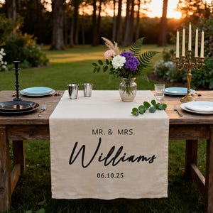 Letrero personalizado para la mesa de boda, pancarta de tela de Sr. y Sra., decoración para la mesa de los novios, letrero de bienvenida para la boda, camino de mesa con nombre para la boda