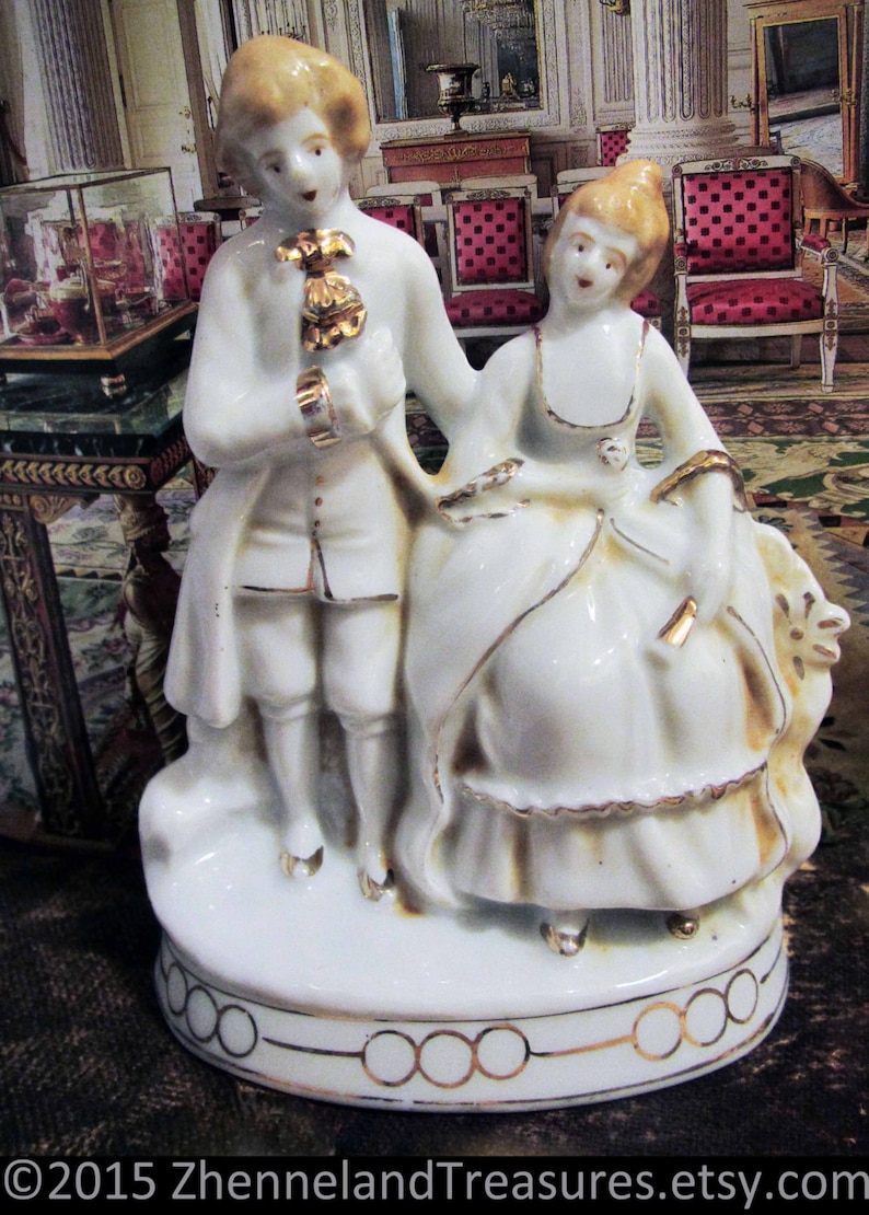 Photo Prop Collectible Ceramic Courting Couple Romantic Vintage Porcelain Figurine Wedding Decor Made in Japan Caketopper? Staging