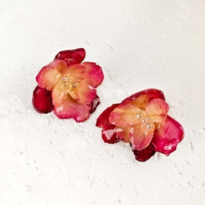 Pressed rose earrings,Real rose bud earrings,Resin dried rose bud earrings,Real mini rose bud earrings,Gifts for her,Mother's Day gifts