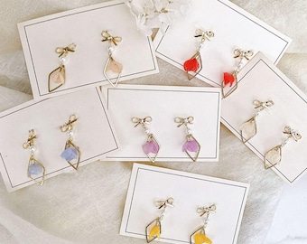 Flower Petal Earrings | Dried Flower Resin Earrings | Handmade Pressed Flower Earrings | Bridal Wedding Jewelry | Gift for Mom