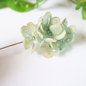 Handmade Green Flower Brooch, Green Resin Flower Jewelry, Beautiful Dried Flower Brooch, Handmade Women&#39;s Jewelry, Mother&#39;s Day Gifts