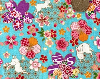 Lapins blancs et fleurs de cerisier sur fond bleu, tissu en coton japonais, vendu par demi-mètre, Usagi, Sakura,