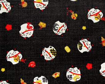 Maneki Neko (Lucky Cats) in zwart, Japanse katoenen stof, verkocht gesneden op halve meter, wenkende kattenstof,