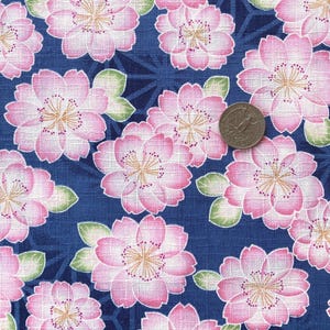 Kirschblüten auf blauem Hintergrund, japanischer Baumwollstoff, Sakura-Stoff