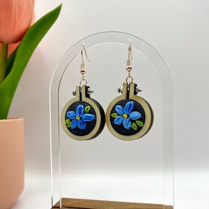 Handmade Embroidered Earrings - Floral Forget-Me-Not Earrings Hand Embroidery - Mini Embroidery Hoop - Gift for Her