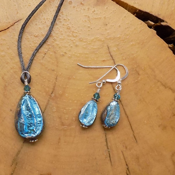Aqua Sparkle Teardrops 30-58