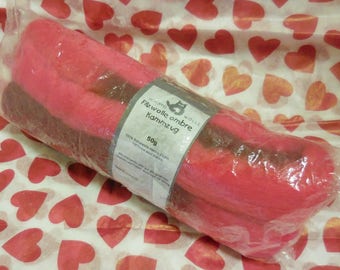 Red Ombre Felting Wool in Unopened Package | Fitzwolle Ombre Zammzug | 50g Virgin Wool Roving for Felting