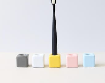 Norasu Ceramic Cube Toothbrush Holder