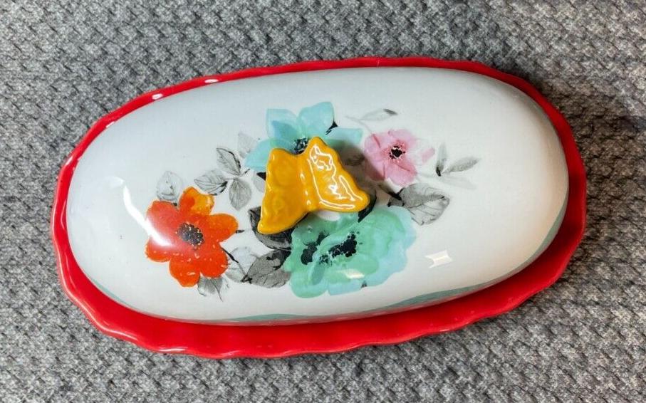 パイオニア・ウーマン フリーマーケット 花柄バター皿とクックブック