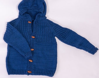 Veste enfant tricotée main avec capuche