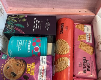 ultimate British Snack Gift Box perfect for a Teatime