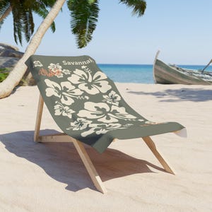 Personalized Aloha Beach Towel - Custom Name, Gift for Beach Lover, Tropical Vacation Essential, Summer Pool Towel, Hawaiian Design image 4