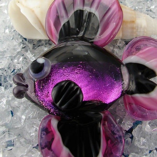 Gotta Nibble - New Style Lampwork Fish Bead by Mary Lockwood pink dichroic
