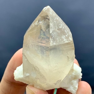 Natural  Smoky Quartz Crystal , Terminated Quartz Crystal from Baluchistan Pakistan / 70.34 grams