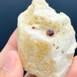 Natural  Red garnet with  Feldspar From  Skardu Pakistan   75.09  grams