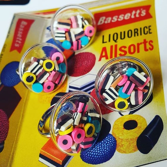 Unique LIQUORICE ALLSORTS CUBE NECKLACE handmade KITSCH resin MiXED UP DOLLY