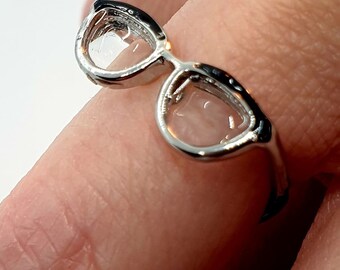 Glasses Ring
