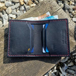 Das Taconite Kartenetui, handgefertigte Ledergeldbörse aus pflanzlich gegerbtem Leder. Geschenke für Ihn. Handgemachter Süden in Yorshire UK.