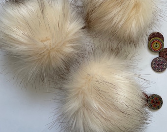 HUSKY Handmade Faux fur pom pom, beige with dark tips for beanies and hat detachable pom pom