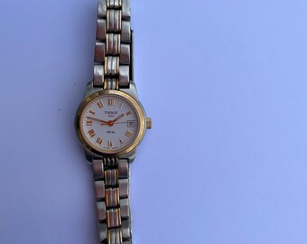 Reloj de pulsera Tissot PR50 para mujer.