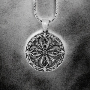 Colar com pingente de mandala de prata esterlina de inspiração vintage, joias com medalhão de filigrana intrincadas para mulheres, colar de declaração boho, presente para a mãe