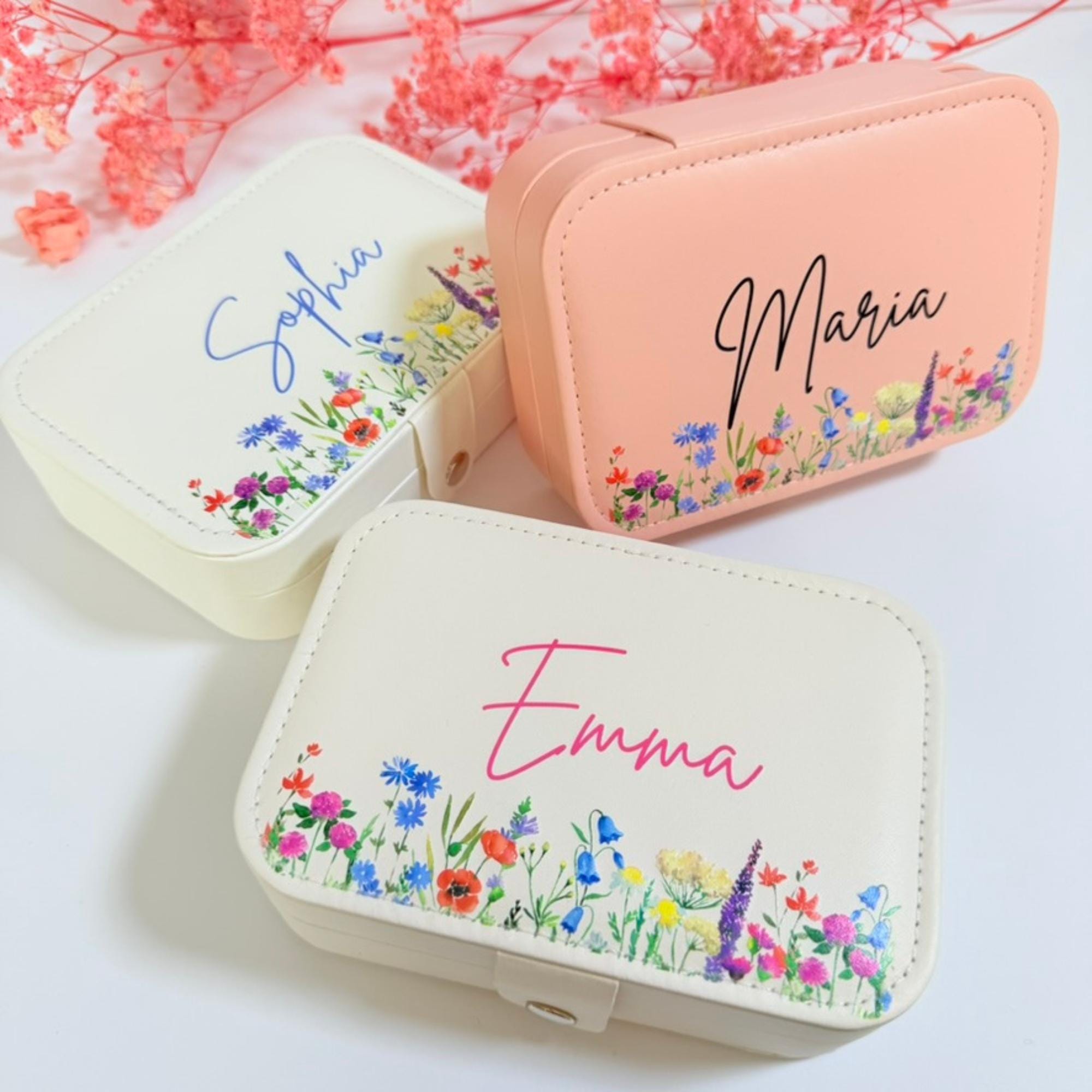 Personalized jewelry box with flower meadow & name – gift idea for girls, moms, women for Mother's Day, birthdays or Christmas