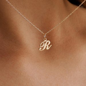 Collar con inicial personalizado, collar con dije de letra personalizado, collar personalizado, collar con inicial para mamá, joyería hecha a mano, regalo para ella