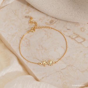 Personalized Birthflower Bracelet, Bracelet for Women, Mom Bracelet, Gifts for Sister, Personalized Gifts, Birthday Gifts, Christmas Gifts