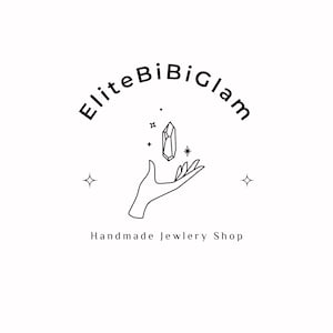 Könnte beinhalten: Ein Schwarz-Weiß-Logo für "Elite BiBi Glam" mit einer Hand, die einen Kristall hält, mit Sternen und Text. Der Text "Handmade Jewelry Shop" befindet sich unter dem Logo.