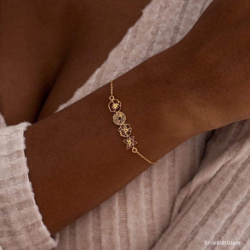 Personalized Birthflower Bracelet, Bracelet for Women, Mom Bracelet, Gifts for Sister, Personalized Gifts, Birthday Gifts, Christmas Gifts